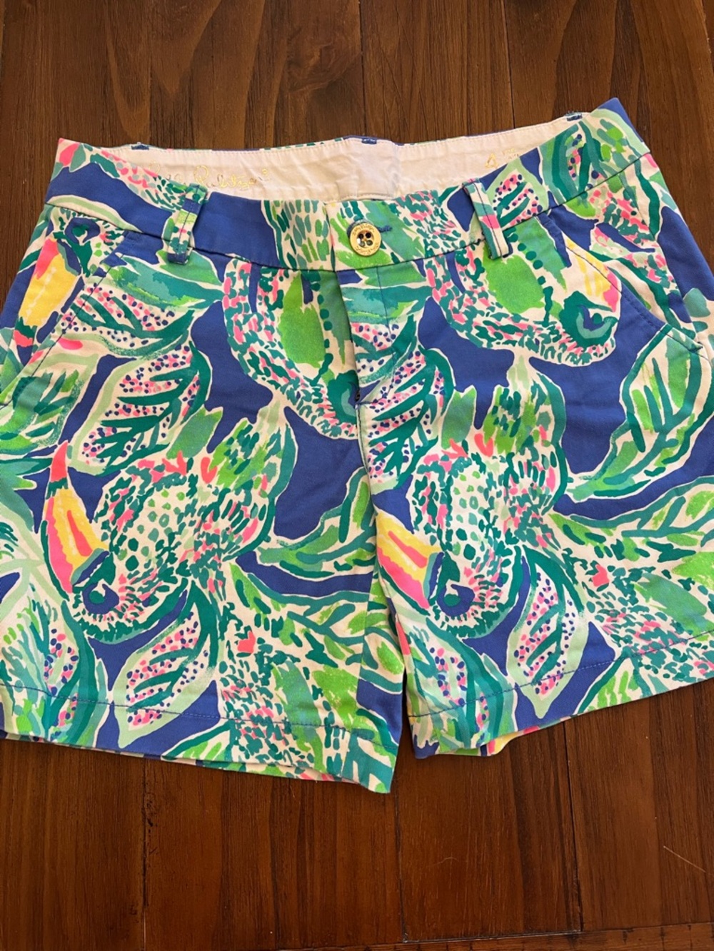 Lilly Pulitzer Jayne stretch Blue Tropical Print Women's  Shorts